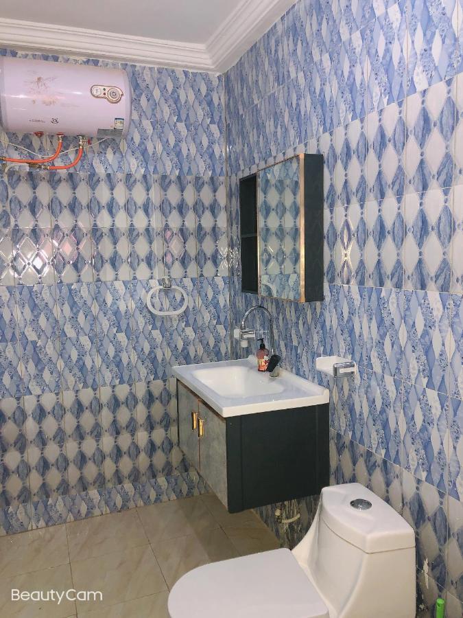 Awamuulamin Manneh Guest House Abuko Dış mekan fotoğraf