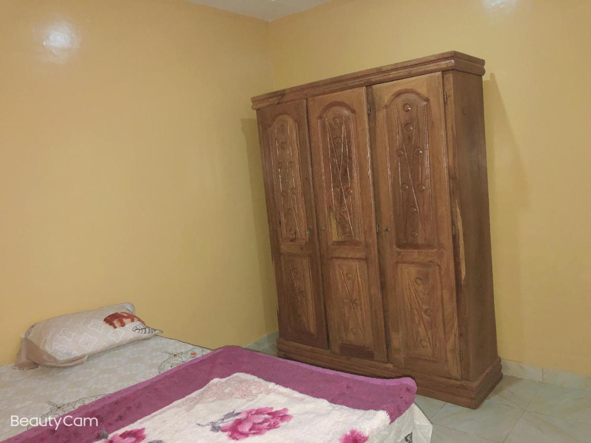 Awamuulamin Manneh Guest House Abuko Dış mekan fotoğraf