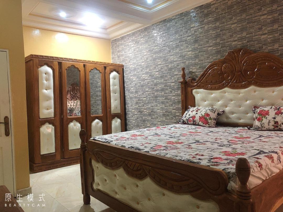 Awamuulamin Manneh Guest House Abuko Dış mekan fotoğraf