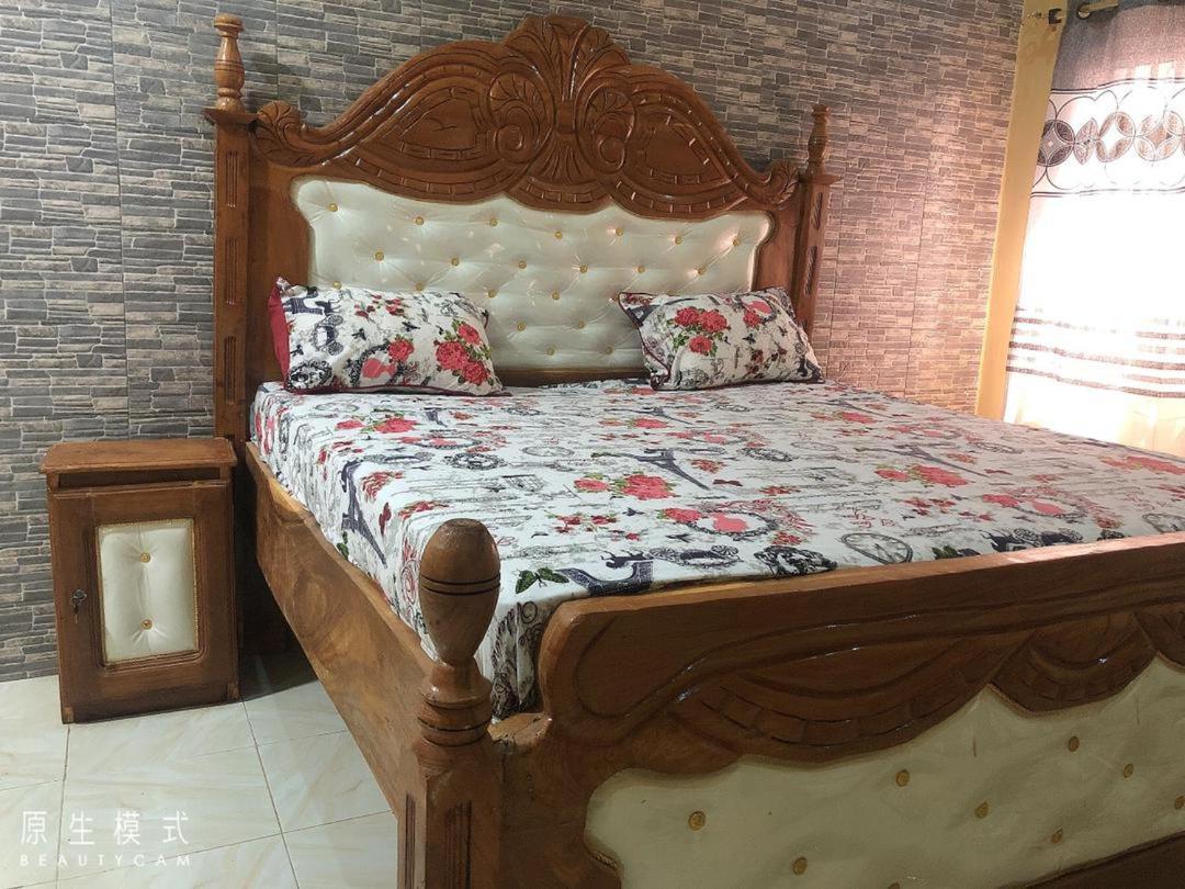 Awamuulamin Manneh Guest House Abuko Dış mekan fotoğraf
