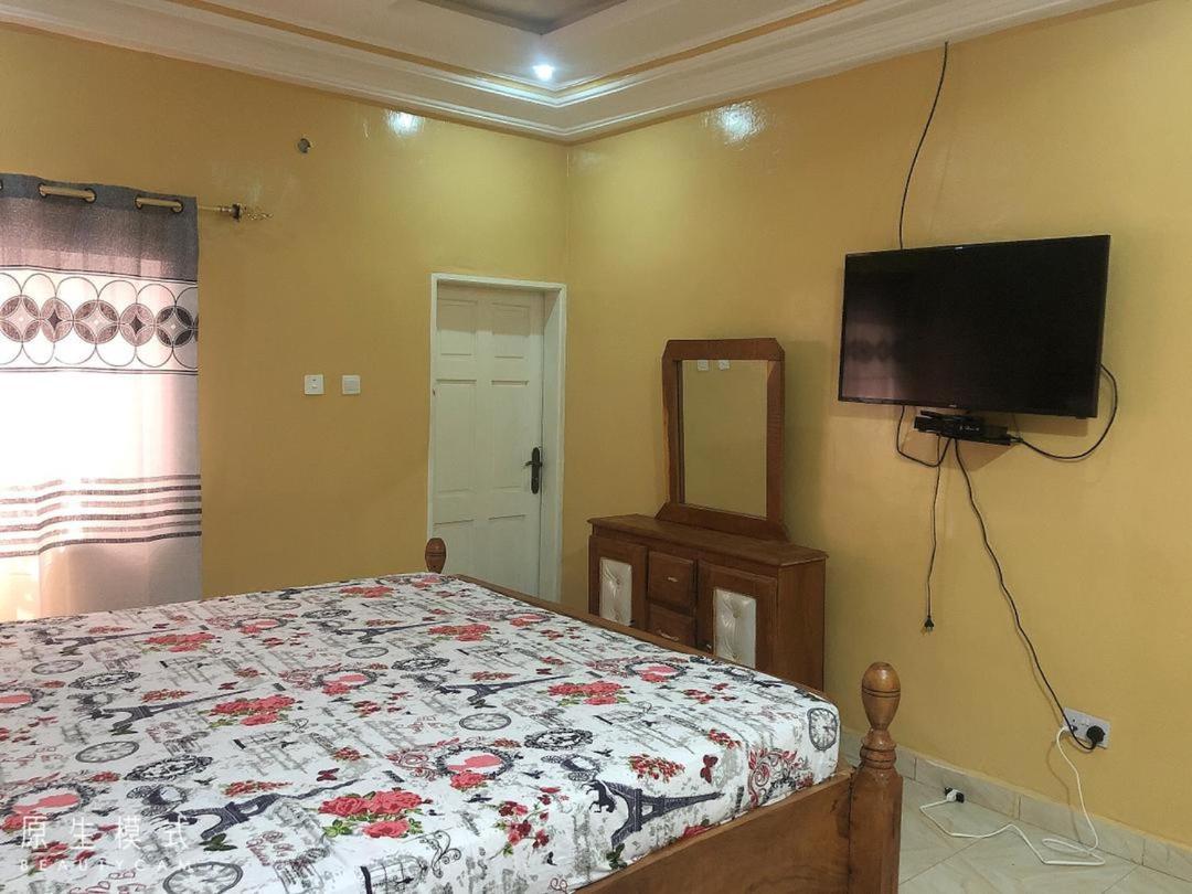 Awamuulamin Manneh Guest House Abuko Dış mekan fotoğraf
